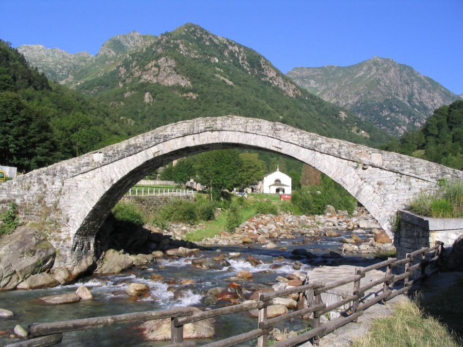 Roman bridge near Fondo